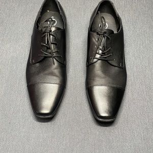 Calvin Klein - Bachman Leather Lace-Up Shoes